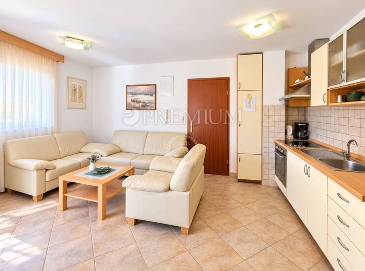 Klimno, namješteni apartman blizu mora!  — fotografija 4