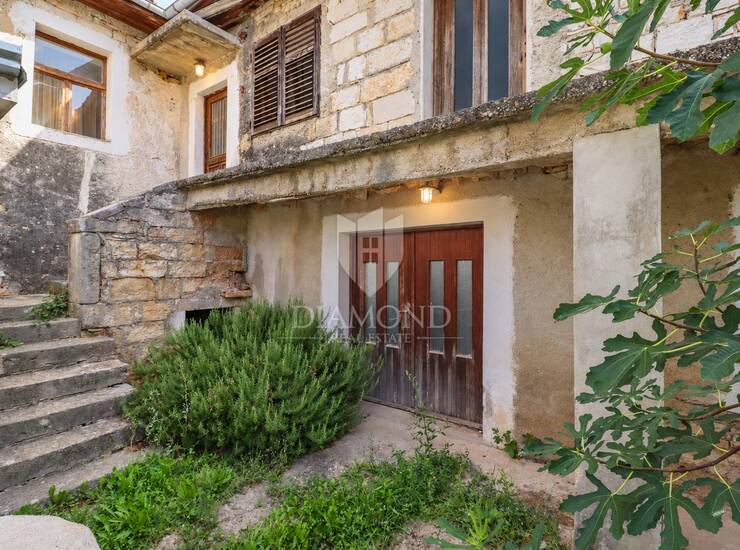 Kanfanar, kamena kuća od 180 m² po neponovljivoj cijeni! — fotografija 2