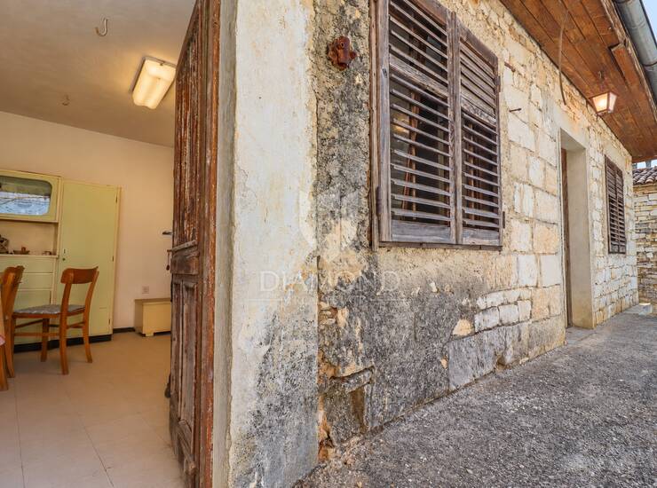 Kanfanar, kamena kuća od 180 m² po neponovljivoj cijeni! — fotografija 4