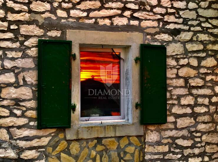 Autohtona kuća sa bazenom, okolica Labina — fotografija 4