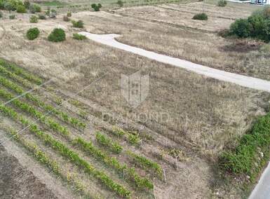 Zemljiste, Labin 729m² - 48.000 € | SveHrNekretnine