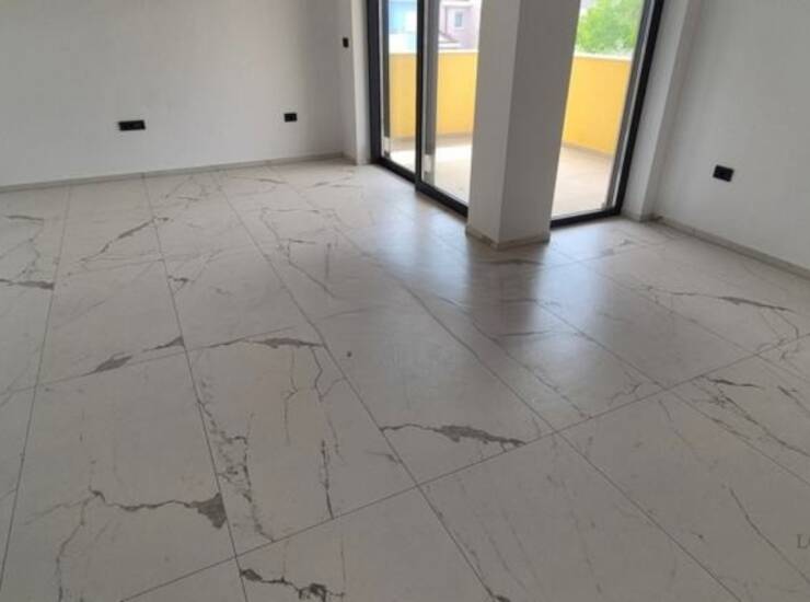 Istra, Pula, Štinjan, stan 91,39m2, prizemlje, vrt 70m2