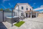 Istra, Bale, dvije kuće, renovirana, novogradnja, 183 m2 — fotografija 2