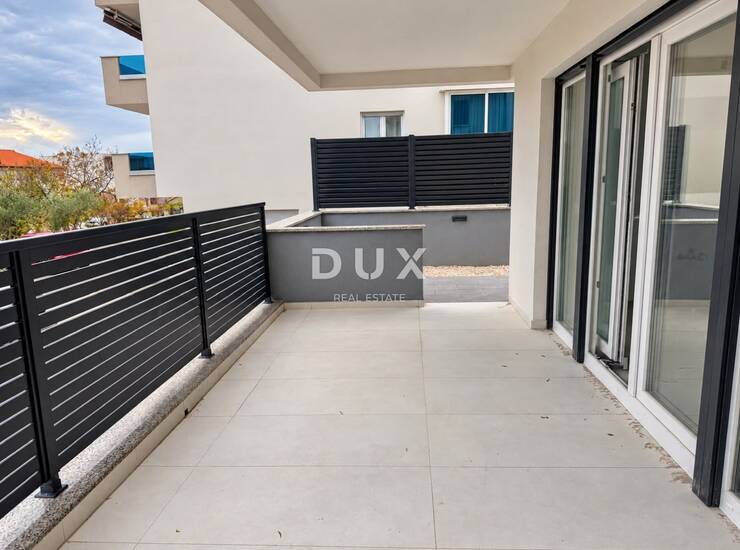 Dalmacija, Makarska, trosobni stan, 82,74 m², vrt — fotografija 5