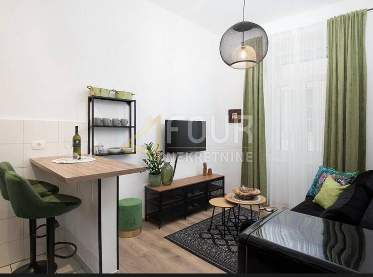 Istra, Pula, 31.84m2, 1s+db, moderan stan!