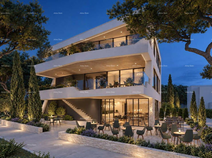 Prodaje se atraktivno zemljište s projektom za izgradnju moderne poslovne ... — fotografija 13