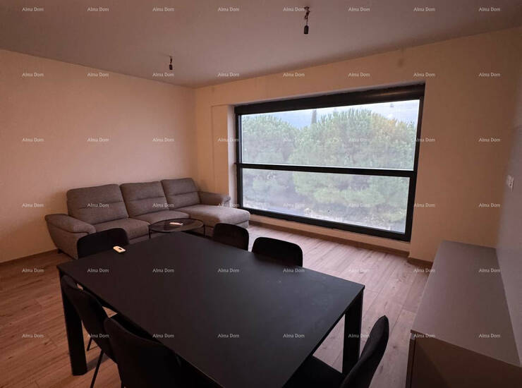 NAMJEŠTEN STAN U NOVOGRADNJI S GARAŽNIM PARKIRNIM MJESTOM – POREČ

Pro... — fotografija 3