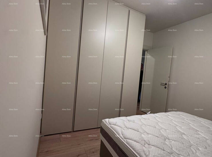 NAMJEŠTEN STAN U NOVOGRADNJI S GARAŽNIM PARKIRNIM MJESTOM – POREČ

Pro... — fotografija 7