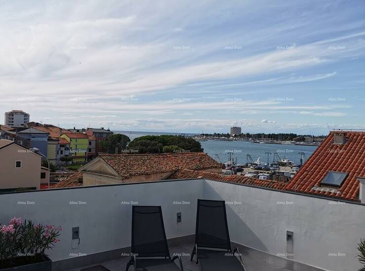 Prodajemo luksuzni penthouse s pogledom na more na odličnoj lokaciji!

Sta... — fotografija 2