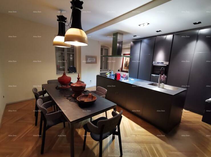 Prodajemo luksuzni penthouse s pogledom na more na odličnoj lokaciji!

Sta... — fotografija 10