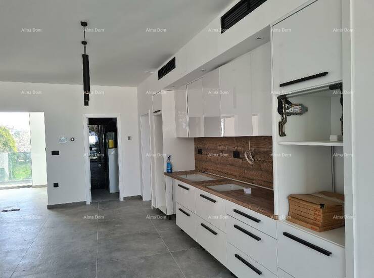 Istra. Fažana poseban ribarski gradić koji odiše romantikom , pruža gos... — fotografija 5