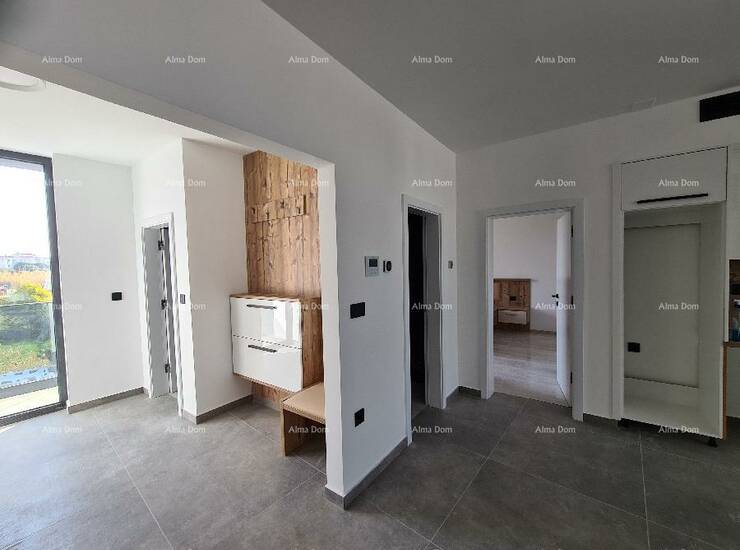 Istra. Fažana poseban ribarski gradić koji odiše romantikom , pruža gos... — fotografija 6