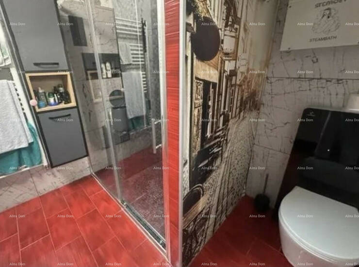 Na prodaju je atraktivan stan u Umagu, smješten na drugom katu stambene zg... — fotografija 10