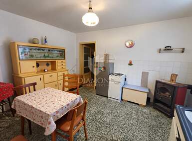 Kuća, Klana 160m² - 125.000 € | SveHrNekretnine