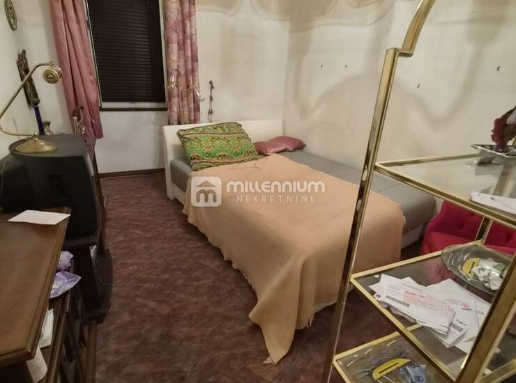 Stan, 37.45m2, centar Rijeke, odlična lokacija i investicija — fotografija 2