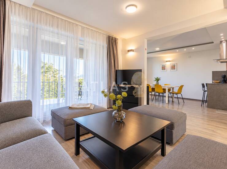 Pobri – elegantan stan 3S+DB u zelenom okruženju