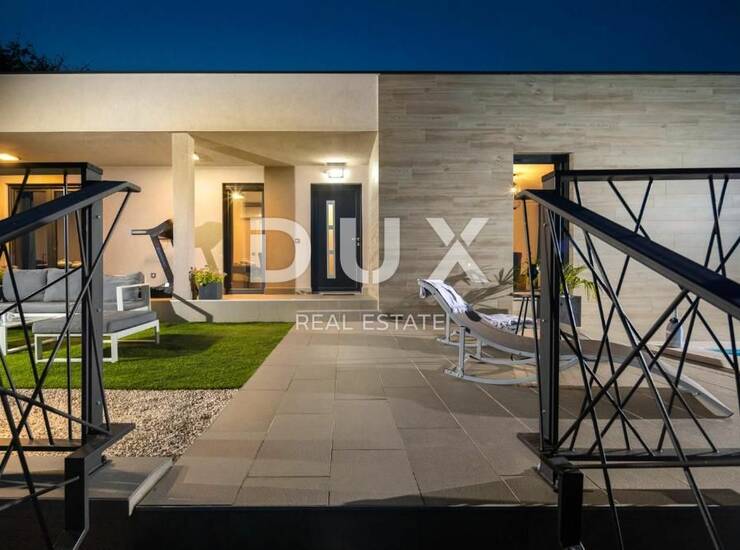 Kvarner, Opatija, vila, 163 m², bazen, pogled na more — fotografija 3