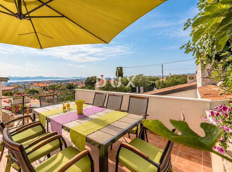 Zadar, Crno, kamena kuća, 145 m², bazen, sauna — fotografija 5