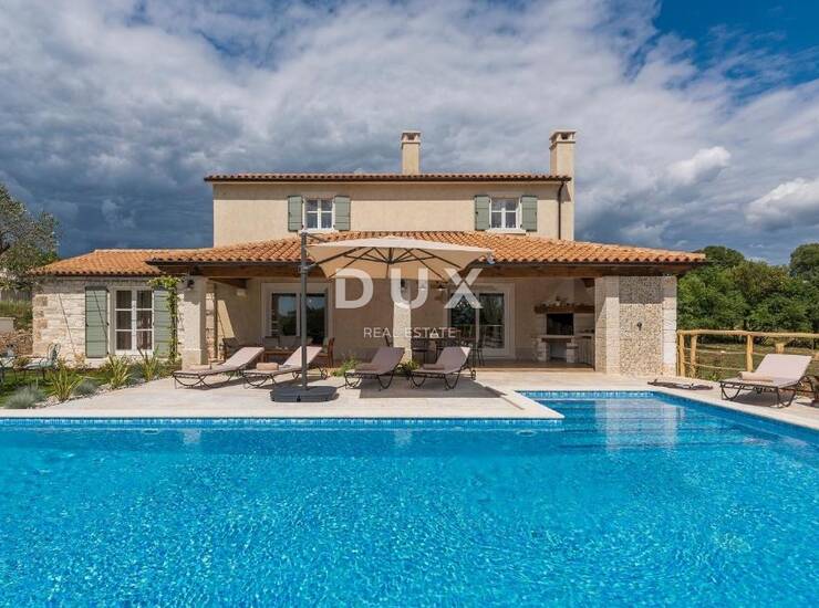 Svetvinčenat, kamena vila, 163 m², infinity bazen