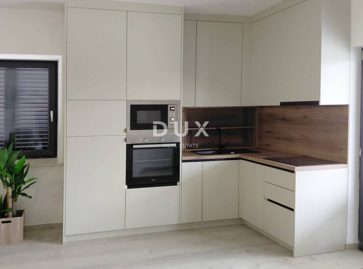Istra, Poreč, kuća, 188 m², bazen, pogled na more — fotografija 4