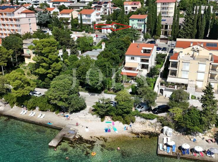 Crikvenica, stan s garažom i velikom okućnicom, samo 60 m od mora — fotografija 2