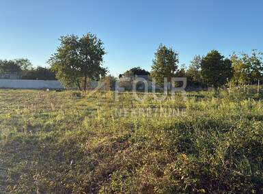 Zemljiste Loborika, Marčana 1.007m² - 150.000 € | SveHrNekretnine