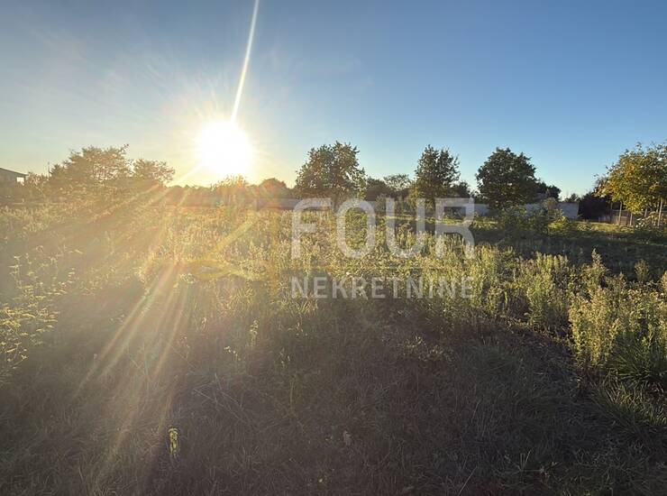 Istra, Loborika, 1.007m2, zemljište s građevinskom dozvolom — fotografija 2