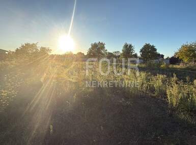 Zemljiste Loborika, Marčana 703m² - 88.000 € | SveHrNekretnine