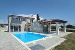 Istra, Kaštelir, novogradnja, moderna vila s bazenom