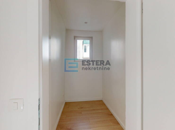 STAN prodaja blizina Kvaternikovog trga 46 m2 — fotografija 5