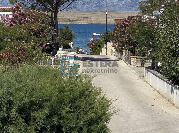 Kuća s 4 apartmana PRODAJA Vir, Žitna, 50 m od plaže, turistički najam — fotografija 3
