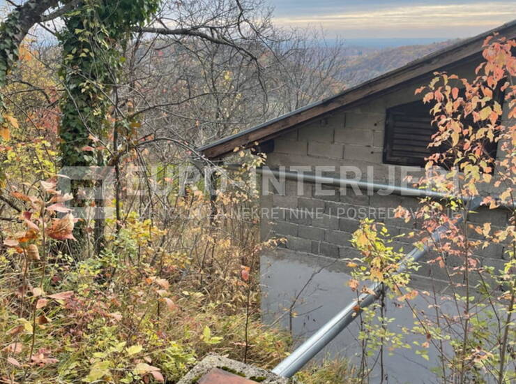 Sesvete, Vugrovec, Vinogradska ulica – vikendica 120 m² na parceli 1.395 m² — fotografija 5