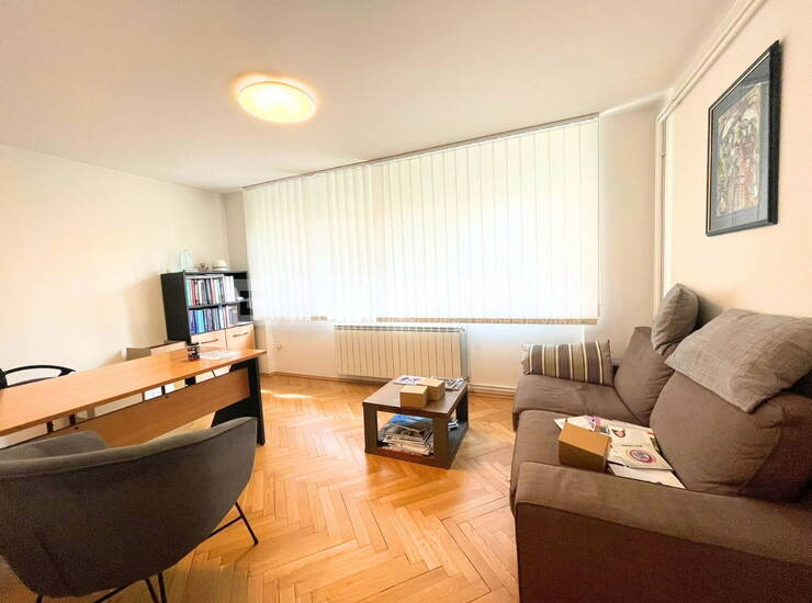 Zagreb, Donji Grad, Vrbanićeva ulica, trosoban stan 71 m2 loggia