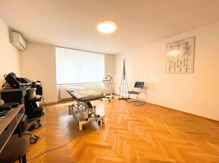 Zagreb, Donji Grad, Vrbanićeva ulica, trosoban stan 71 m2 loggia — fotografija 3