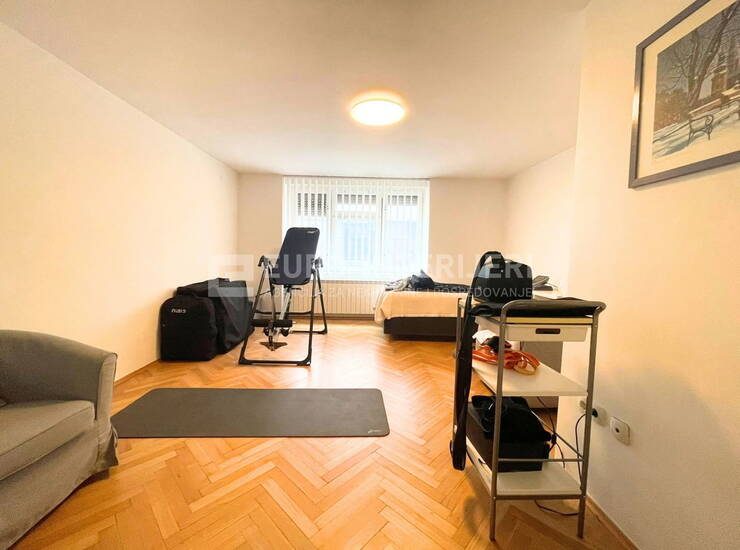 Zagreb, Donji Grad, Vrbanićeva ulica, trosoban stan 71 m2 loggia — fotografija 5