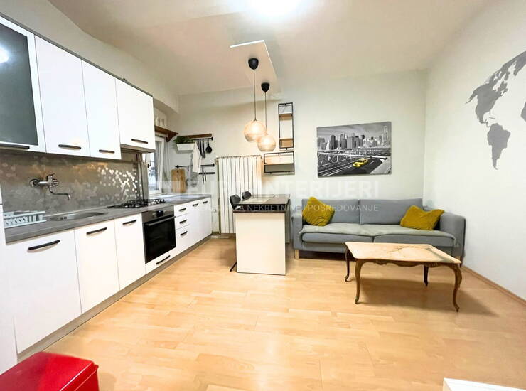 Zagreb, Donji Grad, Primorska ul, dvosoban stan 41 m2 ostava — fotografija 4