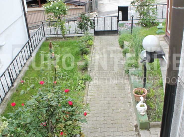 Kuća Zagreb, G. Vrapče, 298 m², 2 etaže kao 2 stana, 3 et. nedovršena — fotografija 5