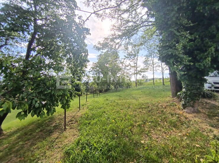 Prodaja građevinskog zemljišta III Bizek 830 m2 — fotografija 2