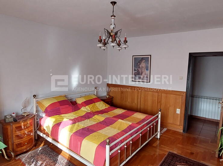 Obiteljska kuća u naselju Bizek površine 381 m², bez provizije! — fotografija 6