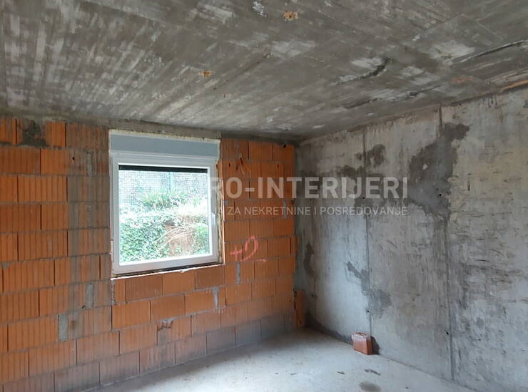 Zagreb, Gornji Bukovac, Salopekova ul., zgrada s dva stana 125 m² ROH BAU — fotografija 5