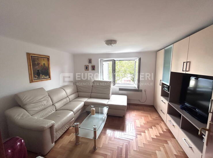 Iznajmljujemo dvosoban stan 80 m² u naselju Gajnice