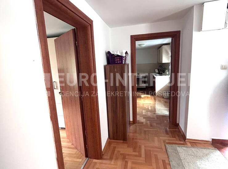 Iznajmljujemo dvosoban stan 80 m² u naselju Gajnice — fotografija 2