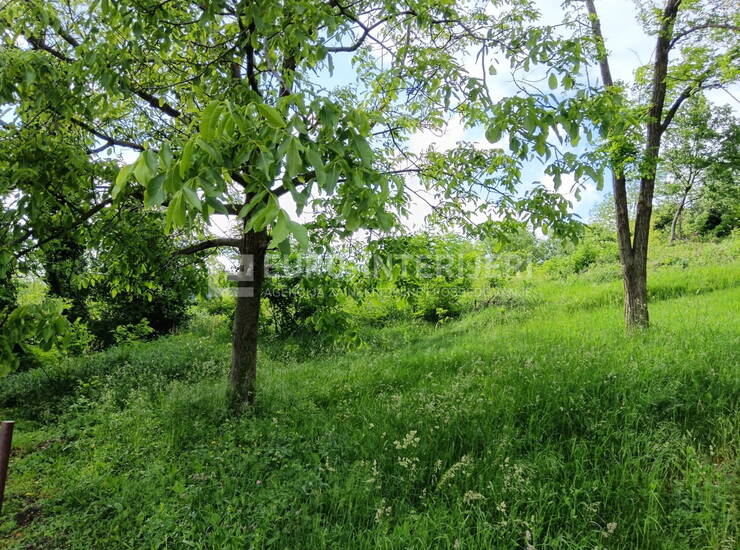 Građevinsko zemljište III Bizek 1.102 m² — fotografija 2