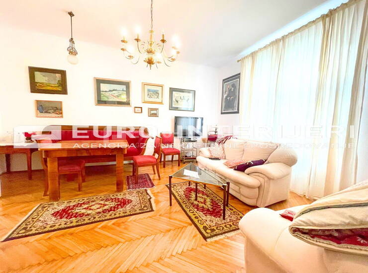 Zagreb Centar Medulićeva ul. trosoban stan 94 m² + GM