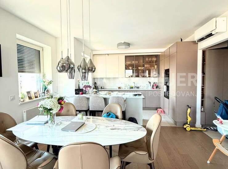 Zagreb, Darwinova, VMD, luksuzan peterosoban stan 144 m²  + 2GPM