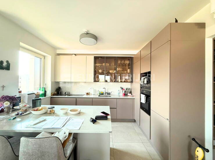 Zagreb, Darwinova, VMD, luksuzan peterosoban stan 144 m²  + 2GPM — fotografija 2