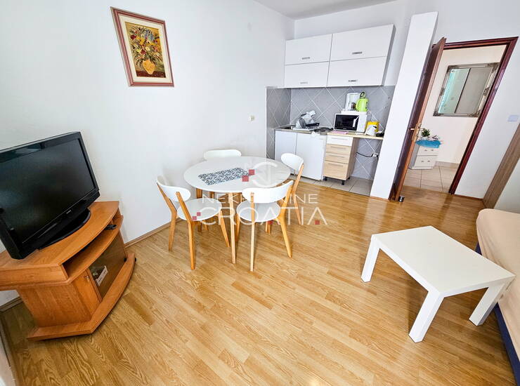 PRIZNA: 1. RED DO MORA, 3 APARTMANA! — fotografija 6