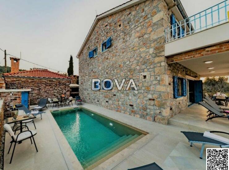Villa 241 m2 – Ždrelac *30m od mora* (ID-2547/E)