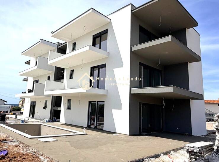 Tribunj,novi 3-soban apartman 86m2 s panoramskim pogledom na more — fotografija 7