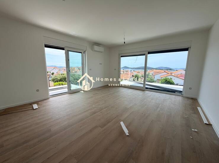 Tribunj,novi 3-soban apartman 86m2 s panoramskim pogledom na more — fotografija 8